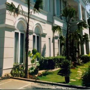 3.5 Swing, Putih,PIK 1, JakUt crp 600